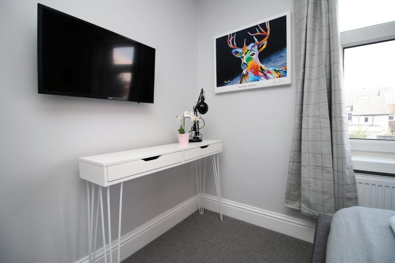 Holiday home Maindy House - Close To Centre + Parking *